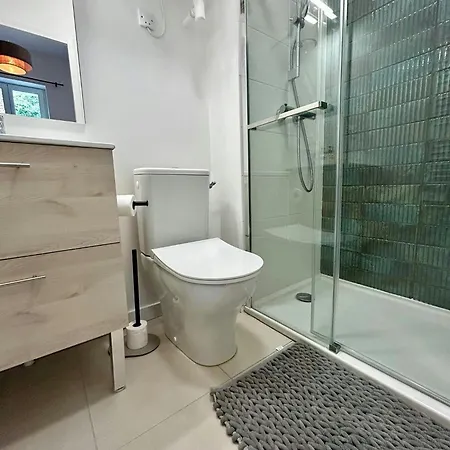O Berges Garonne Apartament Tuluza